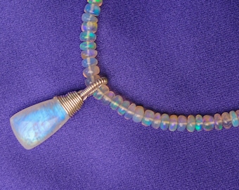 Opaal + Maansteen Godin ketting #6
