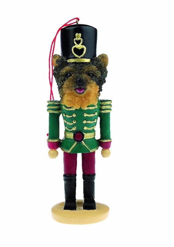 tall nutcrackers christmas