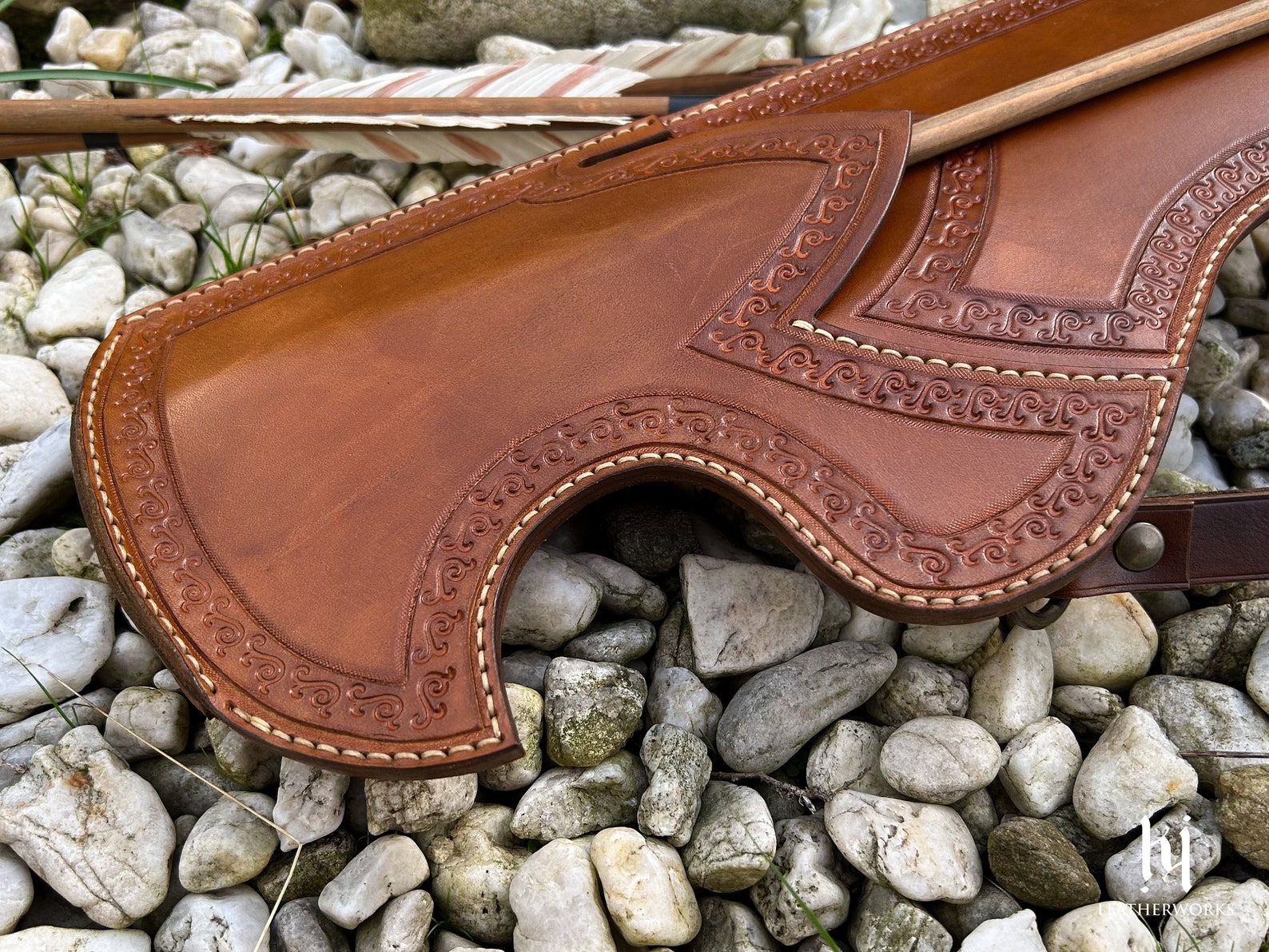 Leather Turkish Quiver & Bracer Pattern: Medieval Archer Set (PDF ...