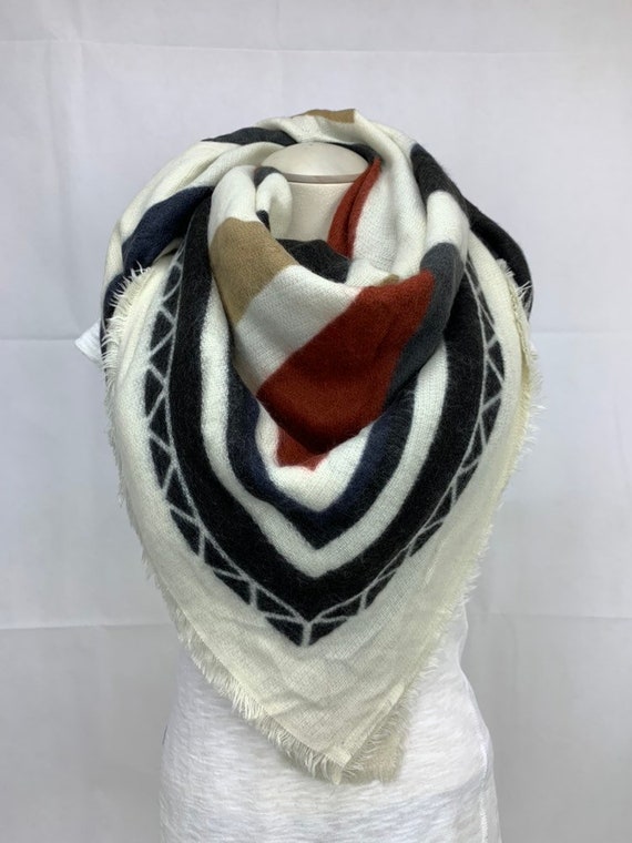 Black and tan scarf outlet