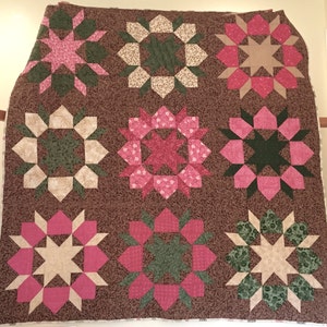 Queen Quilt / Blanket - Star Quilt - Two-Sided Quilt - Queen-Size - Brown / Beige / Hot Pink / Green / Your Color Choice