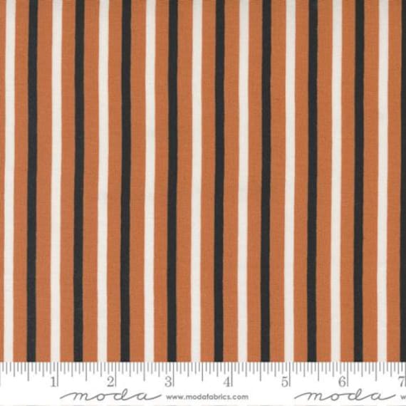 Spellbound-1/2 Yard Increments, Cut Continuously (43145-13 Witch Stockings Stripes Pumpkin) by Sweetfire Road for Moda