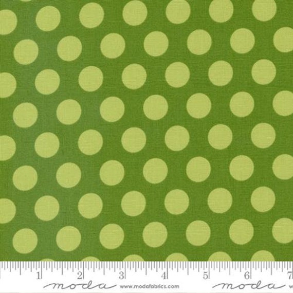 Favorite Things-End of Bolt 19" (37652-17 Dots Evergreen) by Sherri and Chelsi for Moda