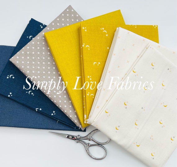 Seasonal Basics - Fat Quarter Bundle (7 Star and Moon Fabrics) by Christopher Thompson for Riley Blake Designs