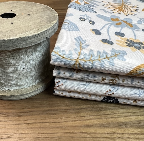 The Old Garden-Half Yard Bundle (4 Cream Fabrics) by Danelys Sidron for Riley Blake Designs