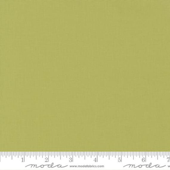 Bella Solids -1/2 Yard Increments, Cut Continuously-(9900-73 Clover) Moda