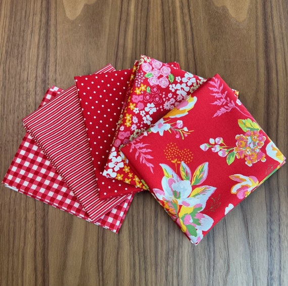 Picnic Florals-Fat Quarter Bundle (5 Red Fabrics) by My Mind's Eye for Riley Blake Designs