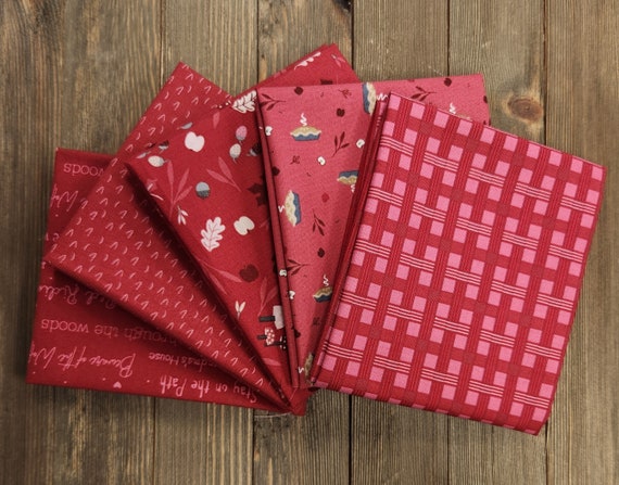 To Grandmother's House-Fat Quarter Bundle (5 Berry Fabrics) by Jennifer Long for Riley Blake Designs