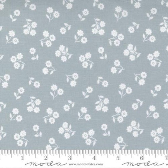 Country Rose- Fat Quarter (5173 15 Smoky Blue Dainty Floral) Lella Boutique for Moda