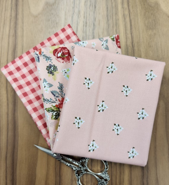 Bellissimo Gardens - Fat Quarter Bundle (3 Pink Fabrics) by My Minds Eye for Riley Blake Designs