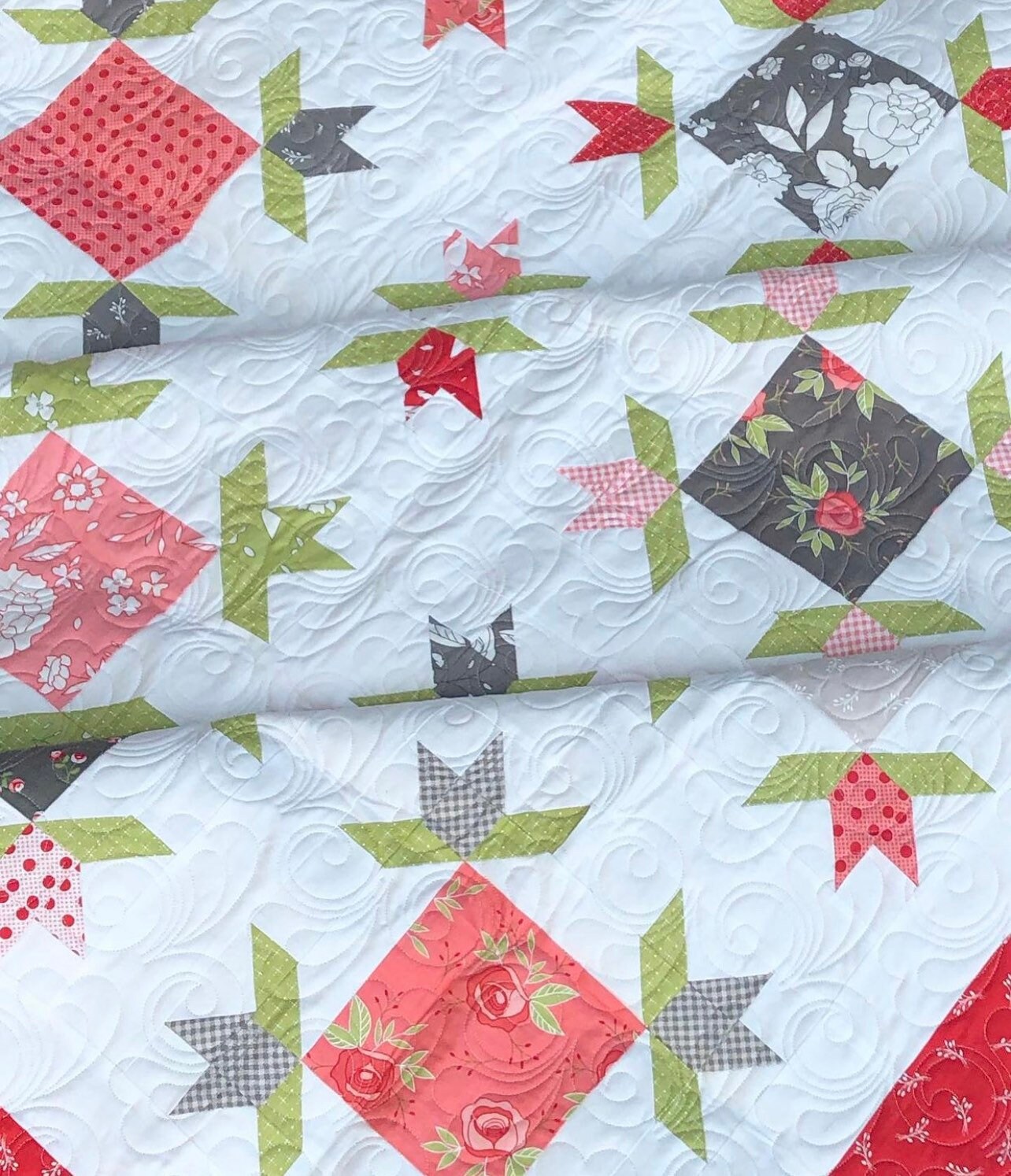 Rosebud Waltz Quilt Kit with Pattern (Finished Size 70 x 82) by Corey