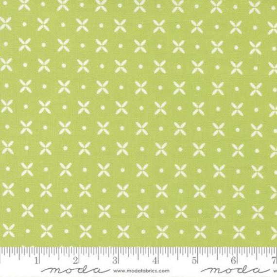 Simply Delightful- 1/2 Yard Increments, Cut Continuously (37641 24 Pistachio) by Sherri and Chelsi for Moda