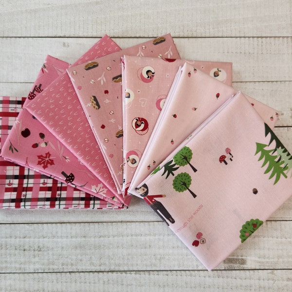 To Grandmother's House-Fat Quarter Bundle (7 Pink/Rose Fabrics) by Jennifer Long for Riley Blake Designs