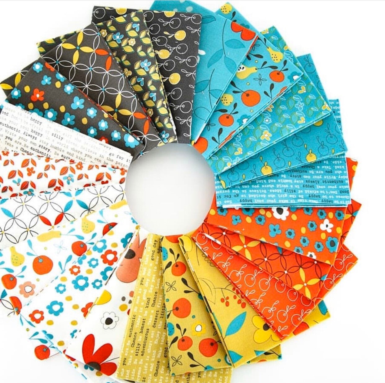 Fat Quarter Bundle (FQ943021 Fabrics) On the Bright Side by Sandy