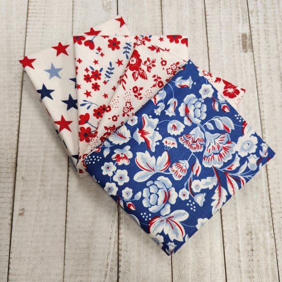 Freedom Garden - Fat Quarter Bundle (4 White/Cornflower/Multi Fabrics) by My Mind's Eye for Riley Blake Designs