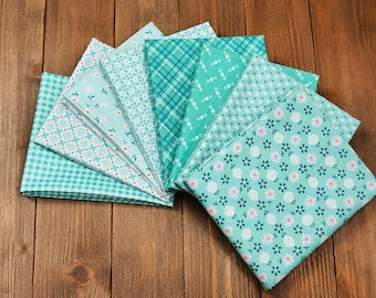 Berry & Sage - Fat Quarter Bundle (8 Sage/Leaf/Alpine Fabrics) by Lori Holt for Riley Blake Designs