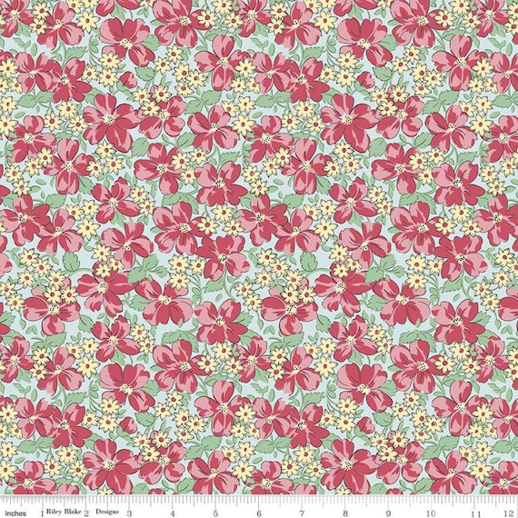 Easter Parade-Fat Quarter (C11574 Sky Flowers) by Cottage Mama for Riley Blake Designs