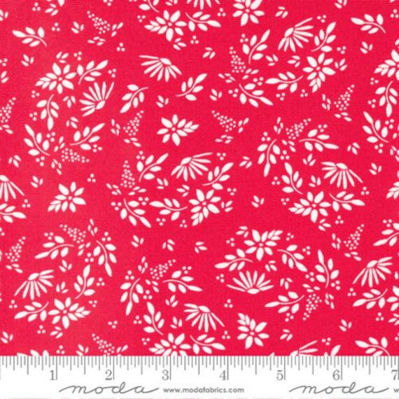 Favorite Things-1/4 Yard (37650-24 Amaryllis Florals Scarlet) by Sherri and Chelsi for Moda