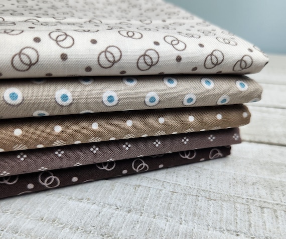 Bee Dots - Half Yard Bundle (5 Curated Fabrics) by Lori Holt for Riley Blake Designs