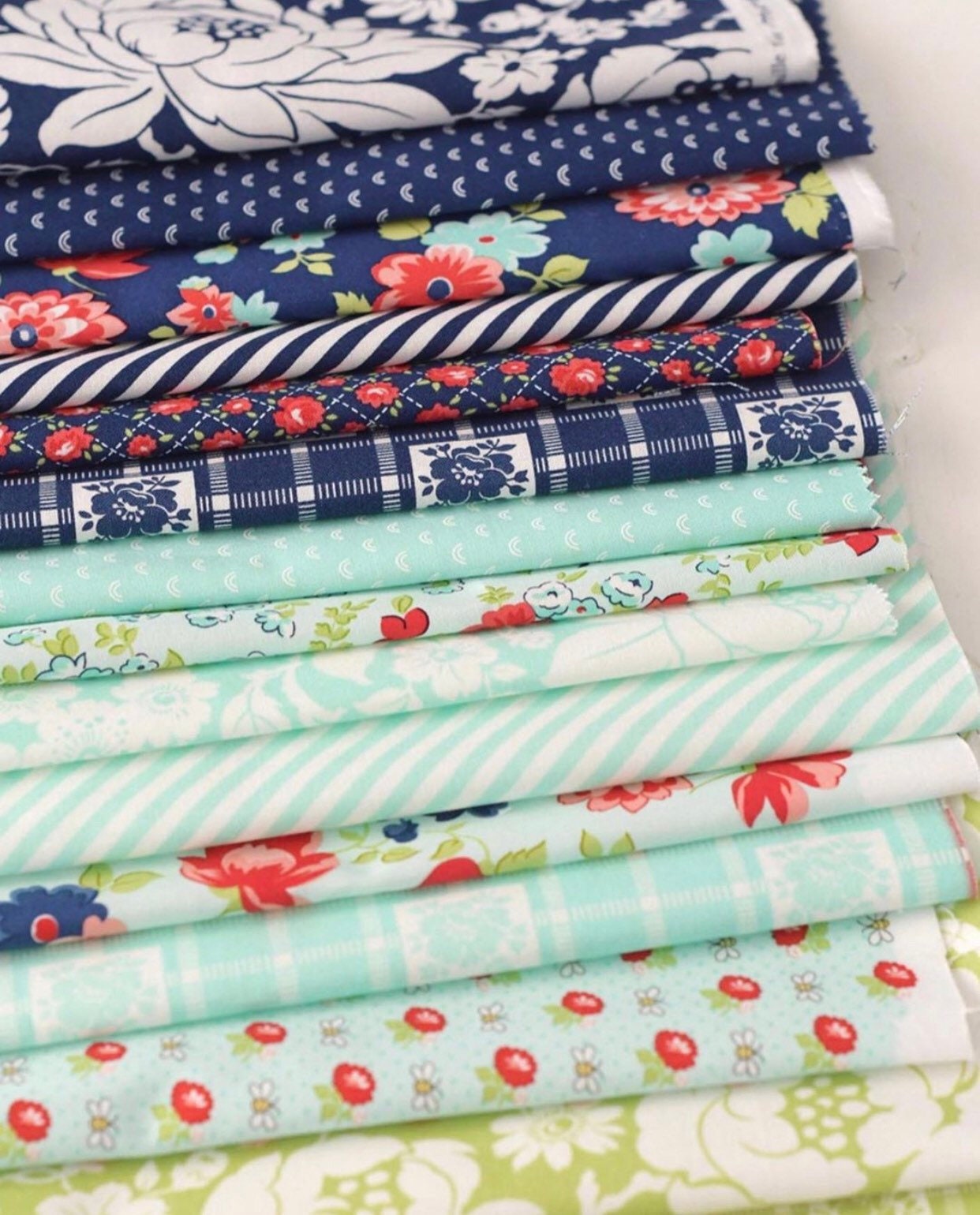 Shine On Layer Cake (55210LC42 Fabrics) by Bonnie and Camille for Moda