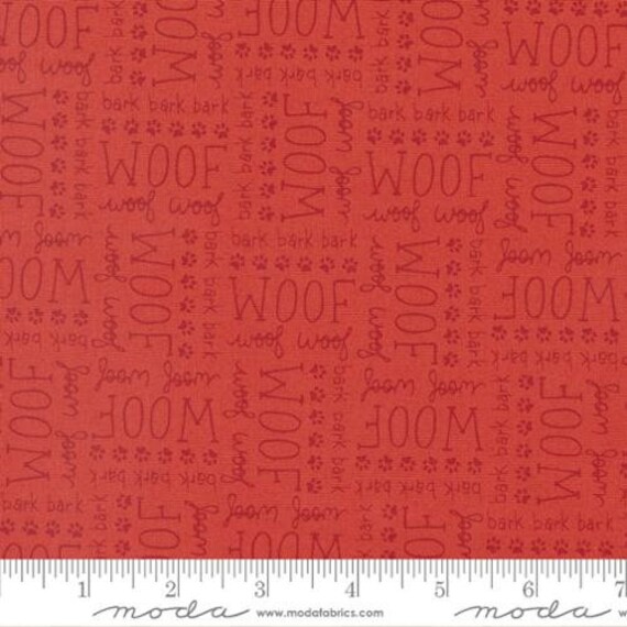 Dog Daze-1/2 Yard Increments, Cut Continuously (20843-17 Woof Text Red) by Stacy Iest Hsu for Moda