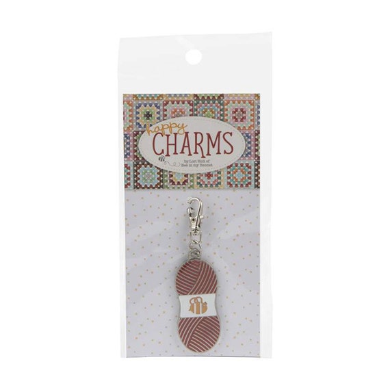 Lori Holt Enamel Happy Charm-Red Yarn-ST-25447