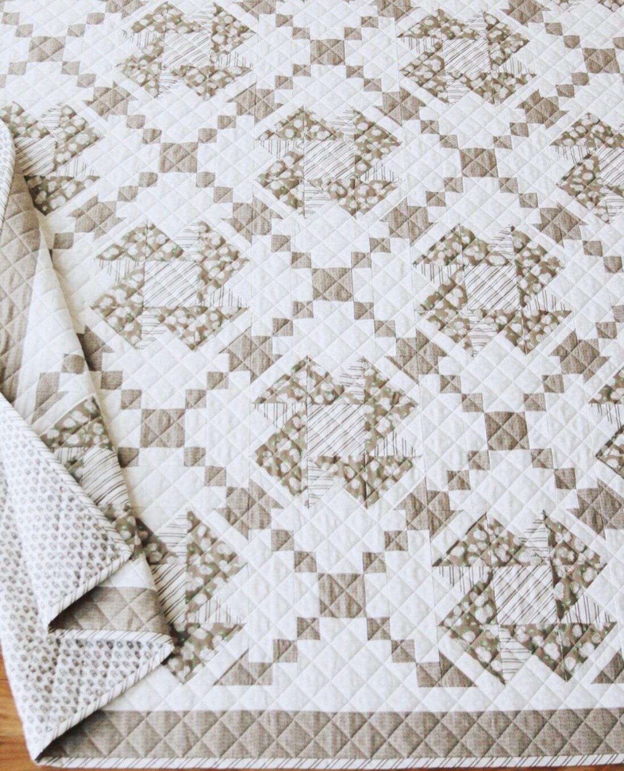 Hearthside Quilt Kit with Pattern by Cotton Way for Moda CW1032