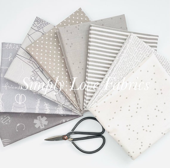 Fat Quarter Bundle (8 Fabrics) Mixed Gray Prints