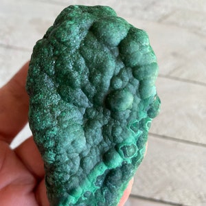 Bunt gemusterter Malachit, glitzernder Druzy Malachit