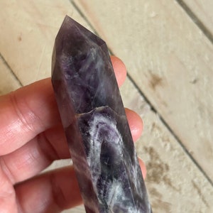 シェブロンアメジストタワー：ザンビアのクリスタルポイント、ヒーリングストーン