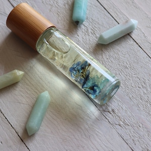 I Am Creative Throat Chakra Essential Oil Perfume Roll On