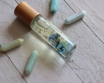I Am Creative Throat Chakra Essential Oil Perfume Roll On