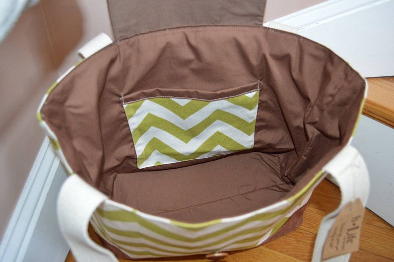 Olive Chevron Handbag image 4