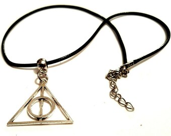 Deathly Hallows Necklace - Etsy