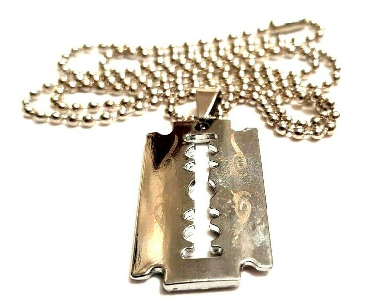 Retro Unisex Steel Razor Blade Necklace on a 24 inch Stainless Steel Bead Chain Punk Emo Goth Rocker Valentine/'s Day Gift Father/'s Day Gift