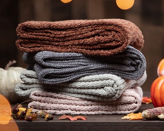 AIKES Thick Needle Hand-Knitted Woolen Blanket,Warm Elegant Knitted Blanket,Soft and Cozy Throw Blanket,Sofa Bed Gift Photo Prop Blanket-Milky 130160cm AIKES Thick Needle Hand-Knitted Woolen Blanket,Warm Elegant Knitted Blanket,Soft and Cozy Throw Blanket,Sofa Bed Gift Photo Prop Blanket-Milky 130160cm