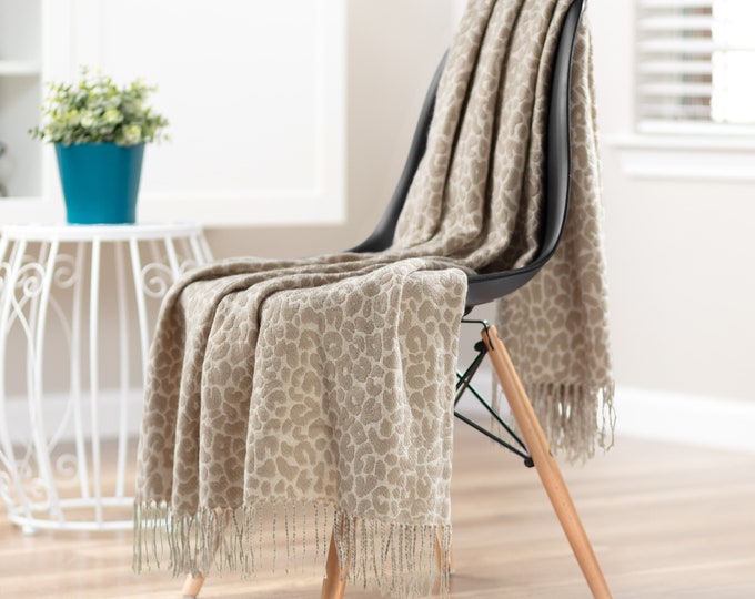 Chanasya Super Soft Leopard Print Acrylic Throw Blanket with Tassels - Lightweight Modern and Shabby Chic Woven Blanket