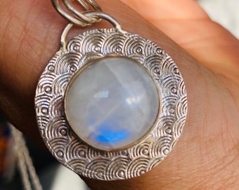 Moonstone Pendant Necklace -Round--Rainbow Moonstone For Men Women- Moonstone Healing Necklace in Sterling Silver - Gifts for Her, Him, Wife