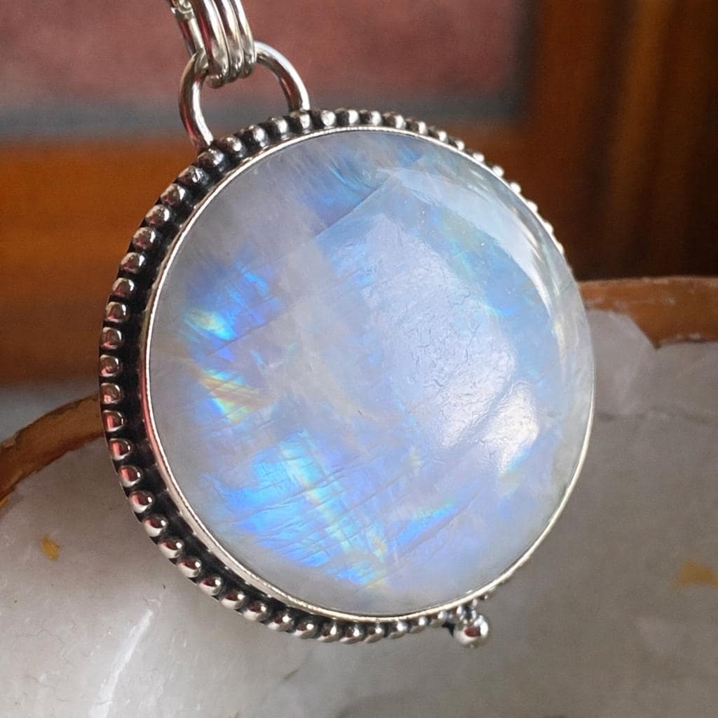 40mm Large Round Moonstone Moon Pendant Necklace – Blue Flash
