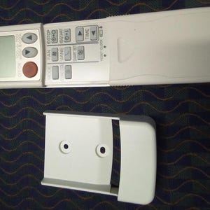 Mitsubishi KM15E AUTHENTIC  A/C Remote Controller KM15E