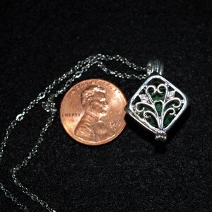 Silver Square diffusormedaljong, aromaterapihalsband, majsstjälkdesign, stålhänge, eterisk olja, burstil, fantasi, VioletOpal bild 4