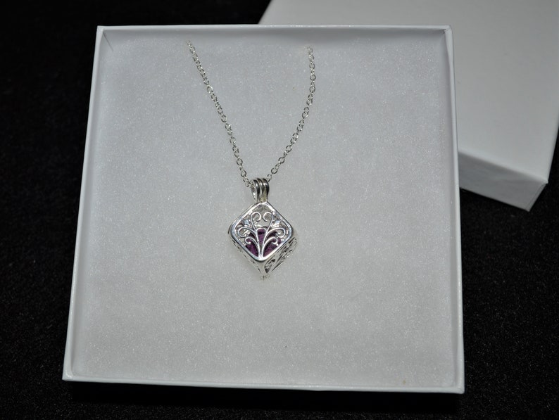 Silver Square diffusormedaljong, aromaterapihalsband, majsstjälkdesign, stålhänge, eterisk olja, burstil, fantasi, VioletOpal bild 10