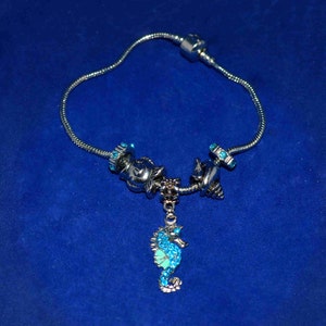 Sea Horse by Sea Shell Bracelet, Beach Bracelet, Sea Shore Bracelet, Shell Bracelet, Blue Sea Horse Bracelet, Fish Bracelete, Metalic Sea