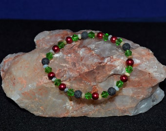 Christmas diffuser stretch bracelet, lava beads, aroma therapy, essential oils, cranberry red, pine green, coal black scent free, VioletOpal