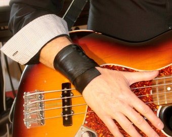 Handmade Black Leather Wrap Bracelet: Unisex Italian Leather Cuff