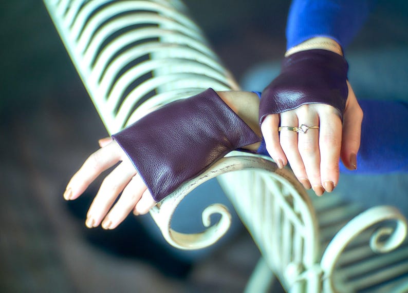 Leather gloves fingerless, Purple women elegant mittens, Mother's Day Gift image 6