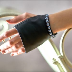 Dark Academia, Leather gloves fingerless for Women, Driving gloves