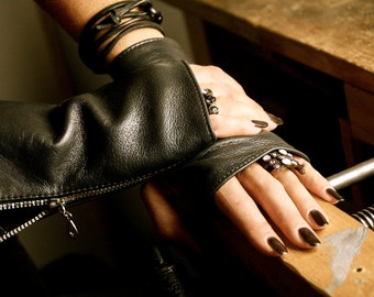 Leather fingerless gloves with Metallic zipper Unisex, Smartphone gloves, Various colors