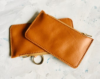 Leather Key case, Leather zipper key holder, Keychain, Personalized Gift