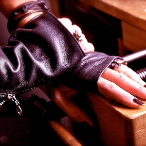 Purple fingerless leather gloves with Zipper for men or women